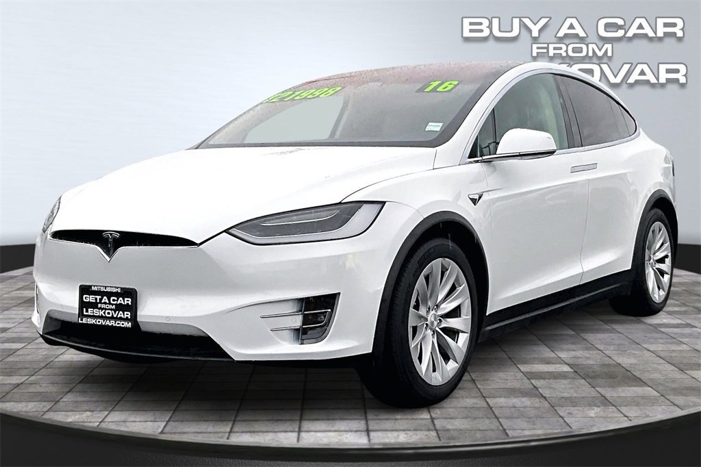 Used 2016 Tesla Model X 90D image 11