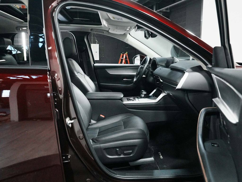 Used 2024 MAZDA CX-90 Plug-In Hybrid w/ Premium Pkg image 39
