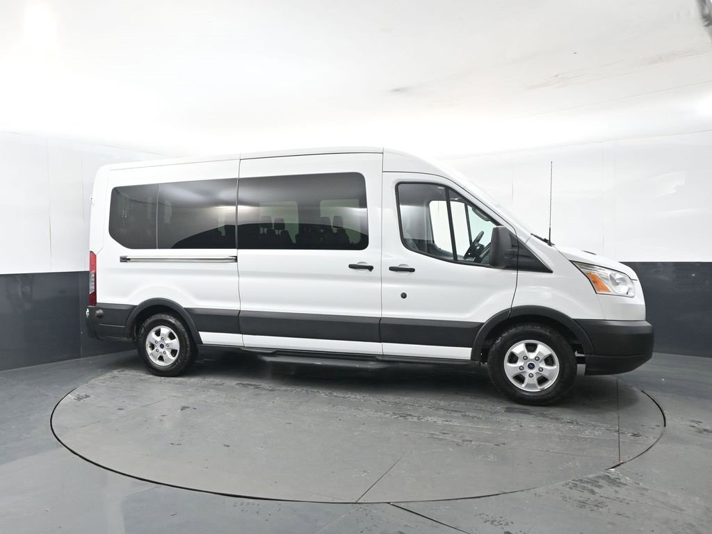 Used 2019 Ford Transit 350 XLT image 7