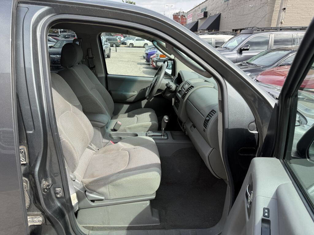 Used 2007 Nissan Frontier SE w/ SE Value Truck Pkg image 18