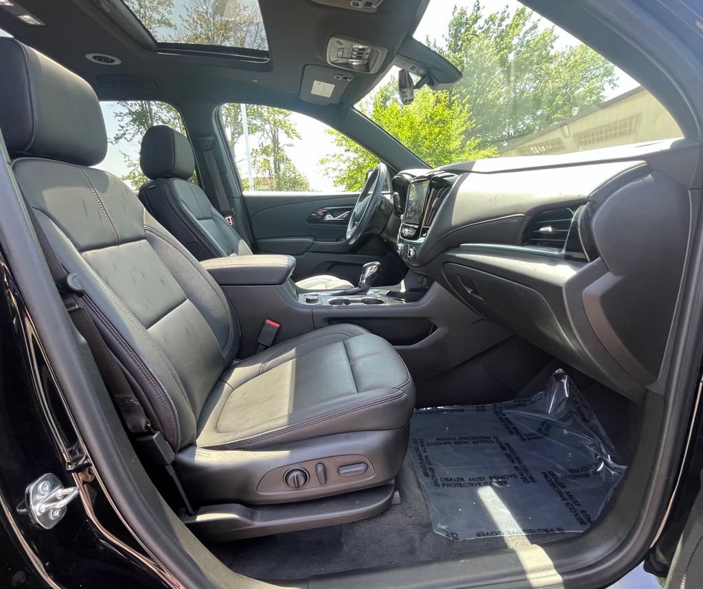 Used 2022 Chevrolet Traverse RS AWD/4WD image 20