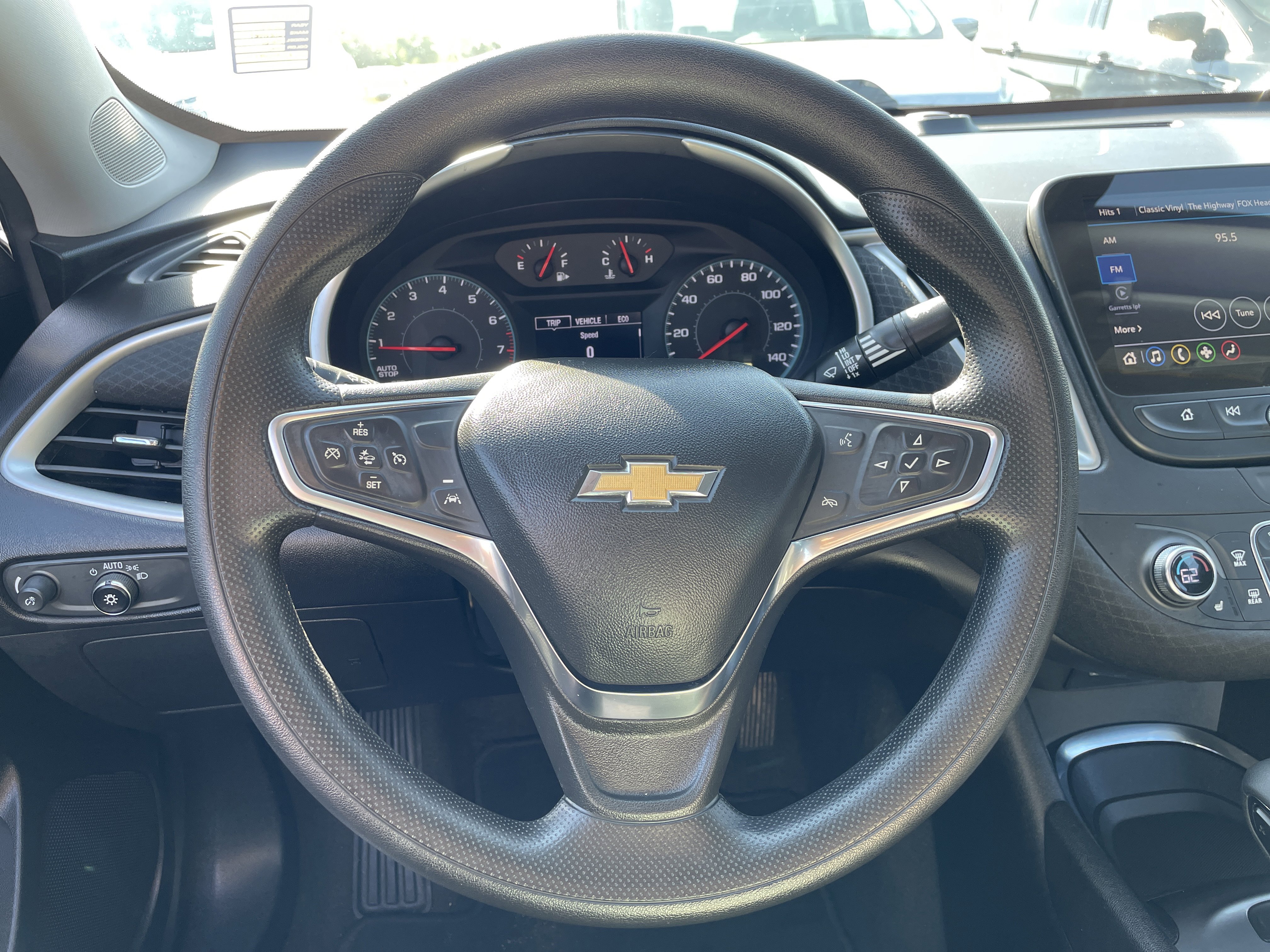 Used 2024 Chevrolet Malibu LT image 10