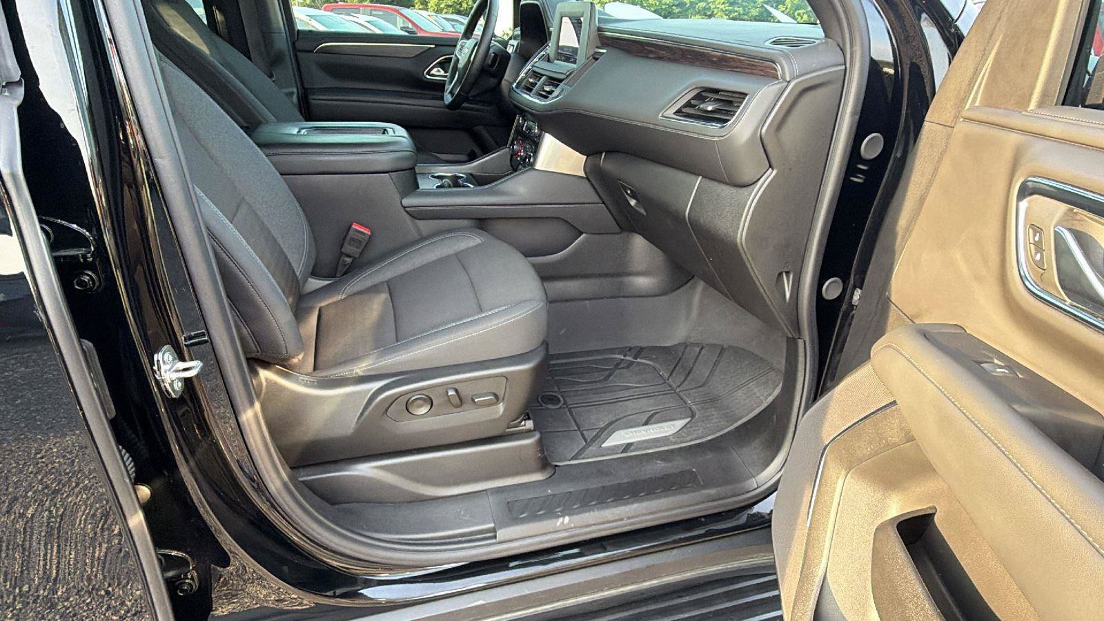 Used 2024 Chevrolet Tahoe LS w/ Driver Alert Package RWD image 18