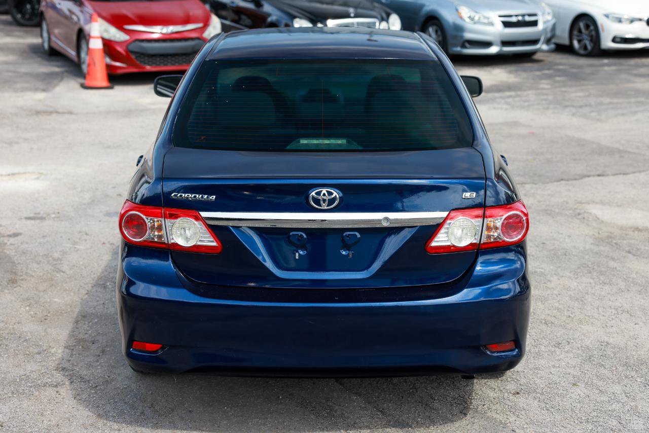 Used 2012 Toyota Corolla LE FWD image 9