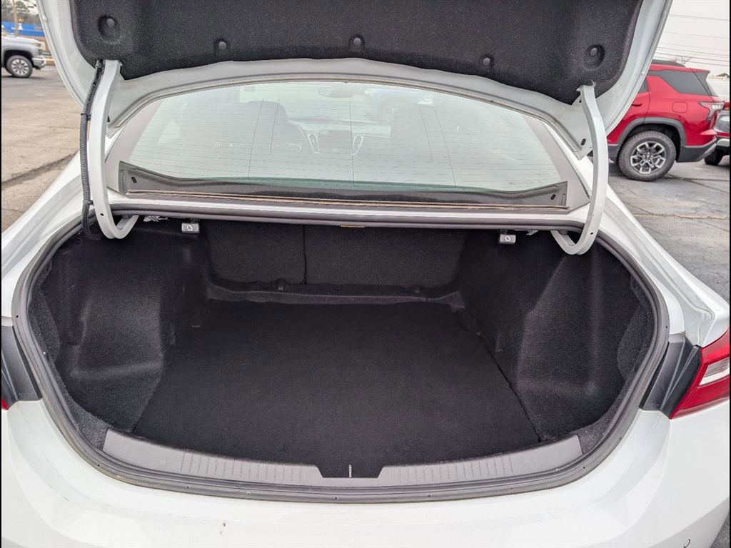 Used 2021 Chevrolet Malibu LS w/ Driver Confidence Package II image 22