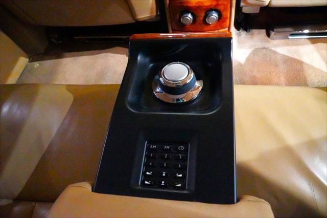 Used 2009 Rolls-Royce Phantom Sedan image 16