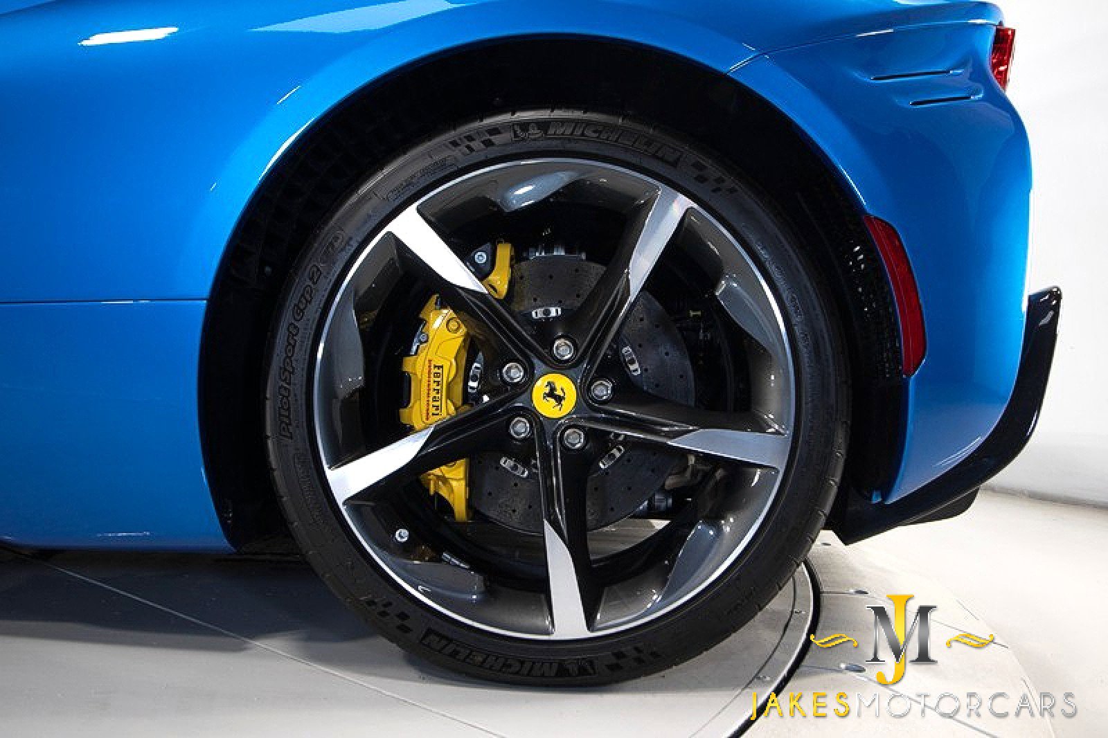 Used 2024 Ferrari SF90 Spider image 86