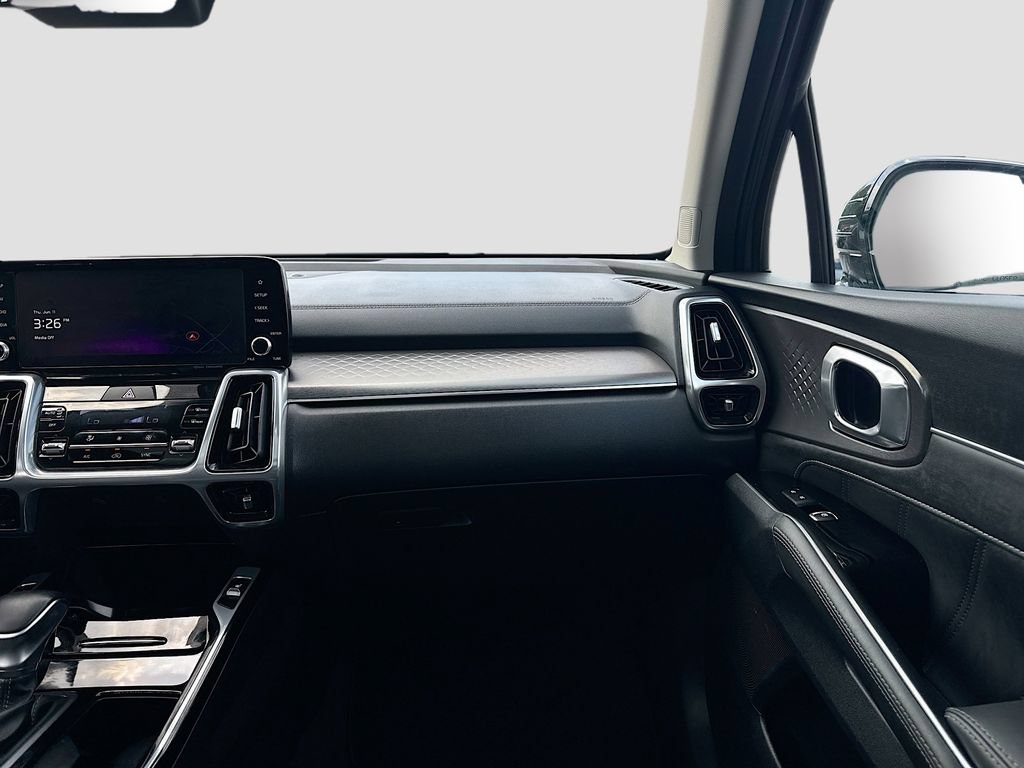 Certified 2023 Kia Sorento SX AWD/4WD image 27