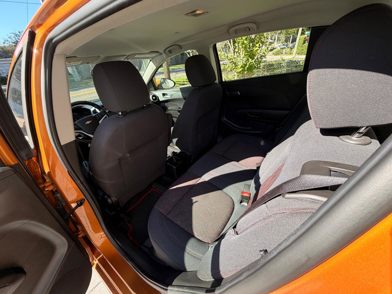 Used 2017 Chevrolet Sonic LT w/ Convenience Package FWD image 12