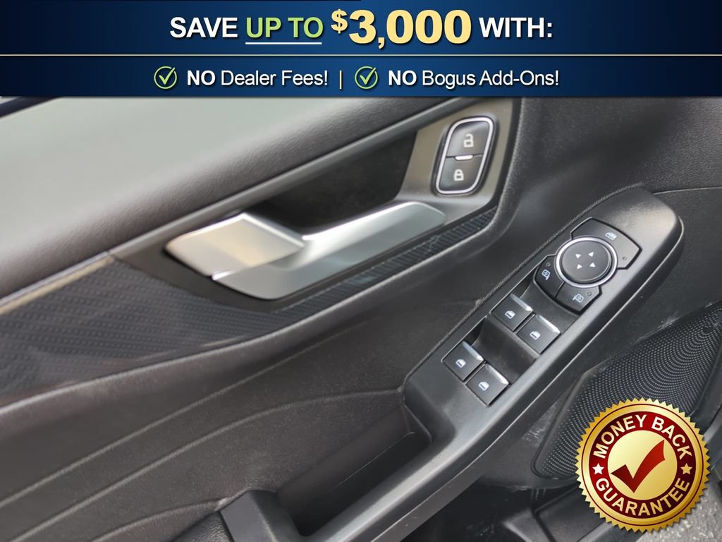 Certified 2025 Ford Escape ST-Line w/ Tech Pack #1 FWD image 16
