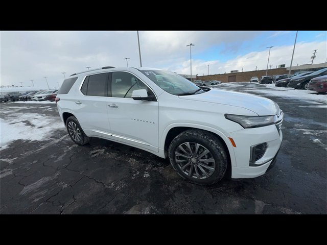 Used 2022 Chevrolet Traverse Premier w/ LPO, Floor Liner Package image 2