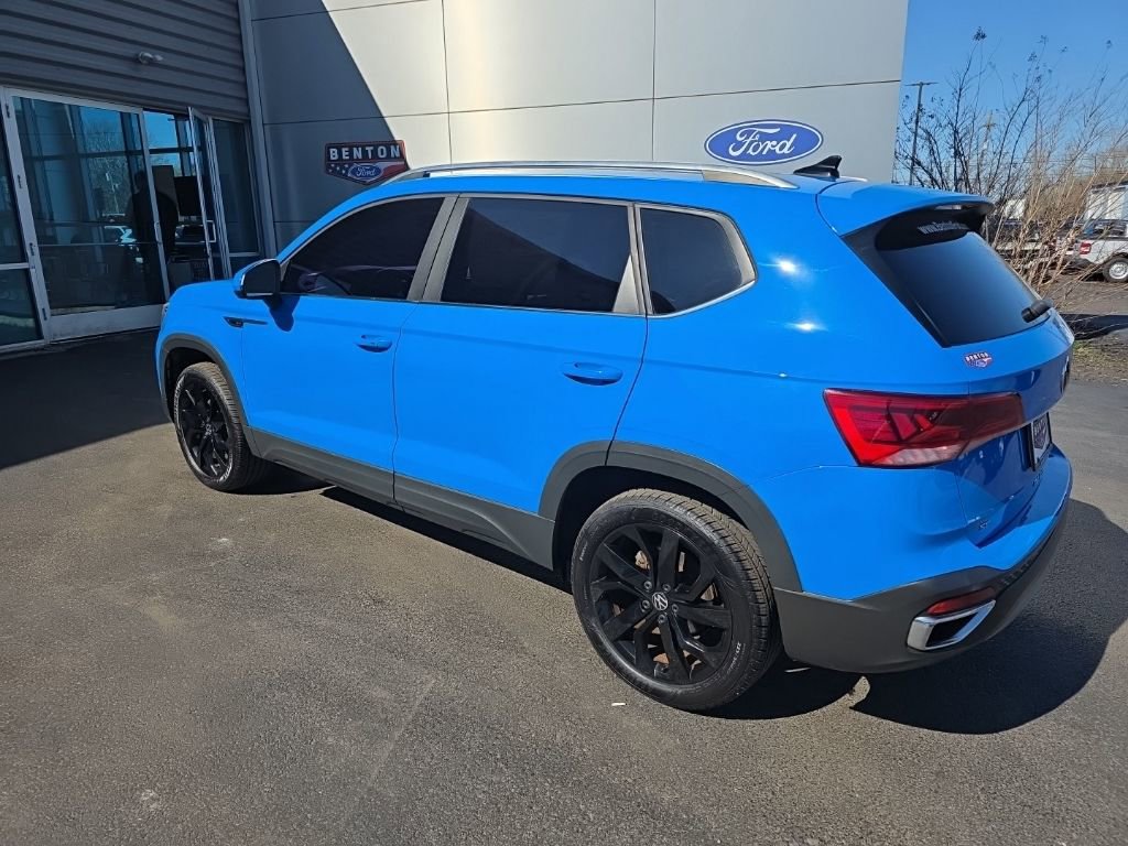 Used 2022 Volkswagen Taos SE w/ Panoramic Sunroof Package image 8