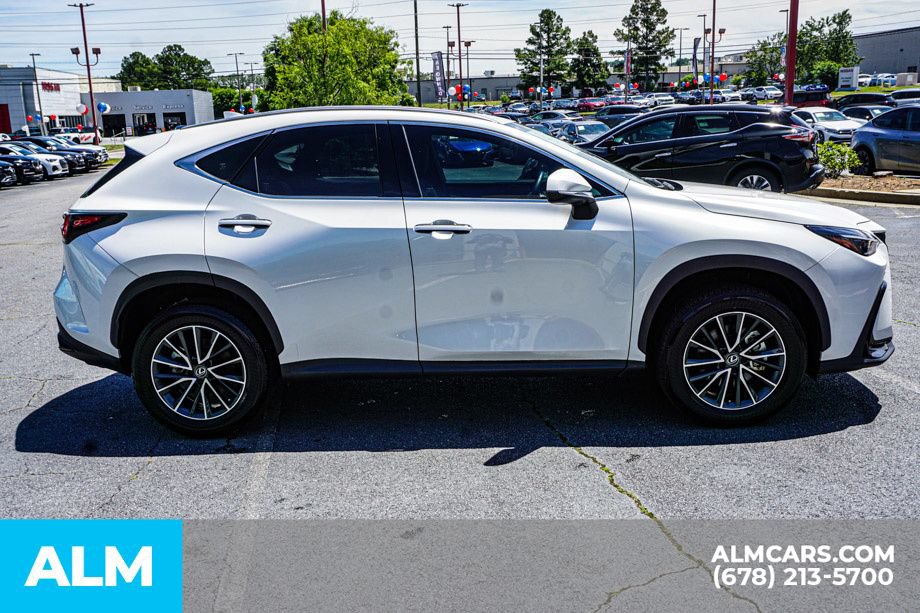Used 2024 Lexus NX 350h AWD image 9