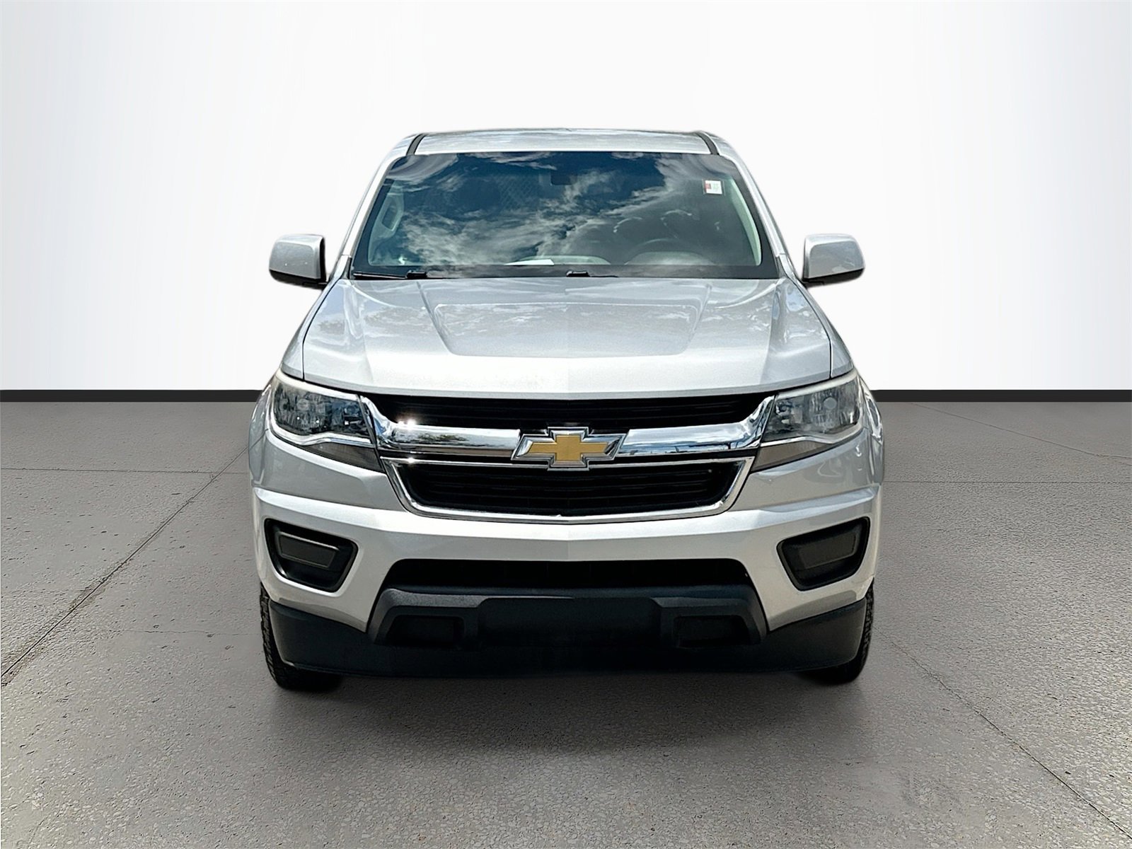 Used 2018 Chevrolet Colorado W/T w/ WT Convenience Package image 2