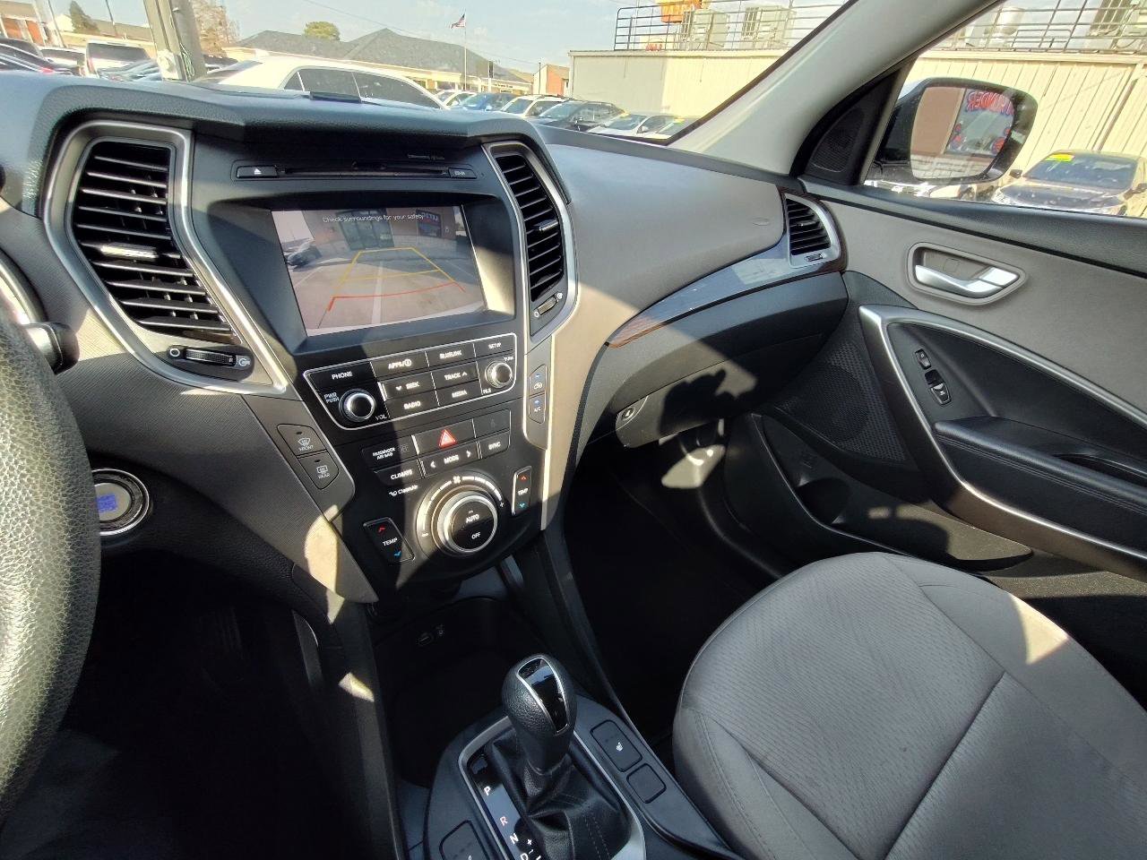 Used 2018 Hyundai Santa Fe Sport w/ 2.4L Value Package 02 FWD image 21