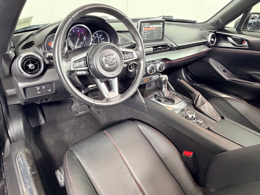 Used 2017 MAZDA MX-5 Miata RF Grand Touring RWD image 11