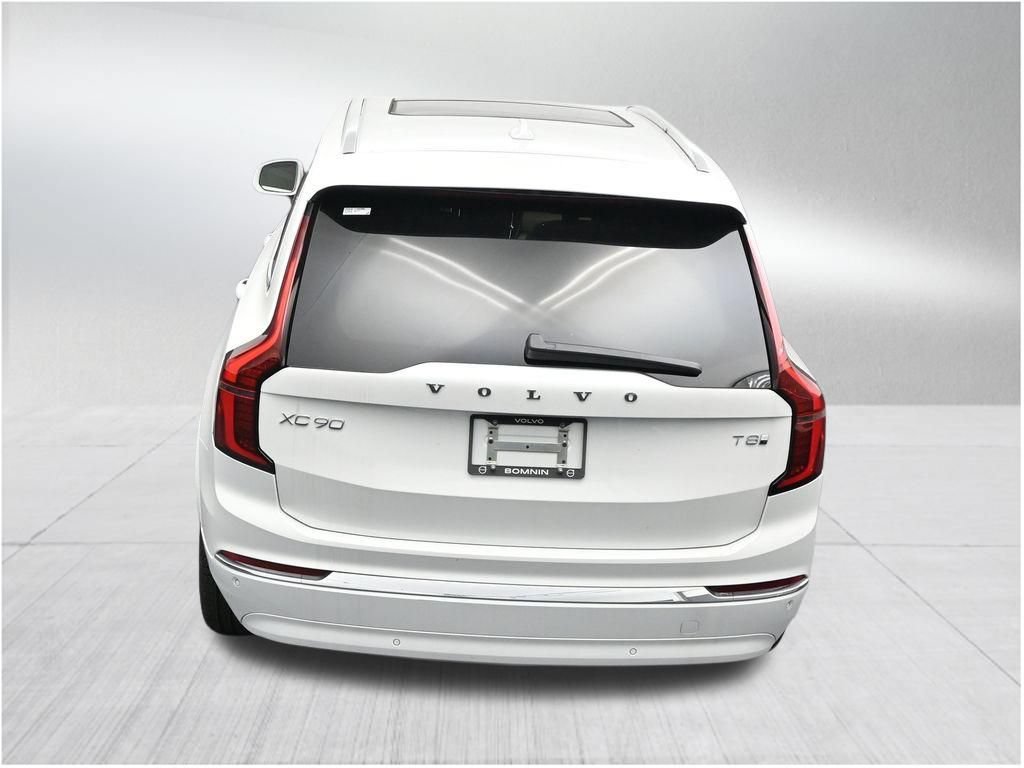 New 2026 Volvo XC90 T8 Plus w/ Protection Package Premier AWD/4WD image 16