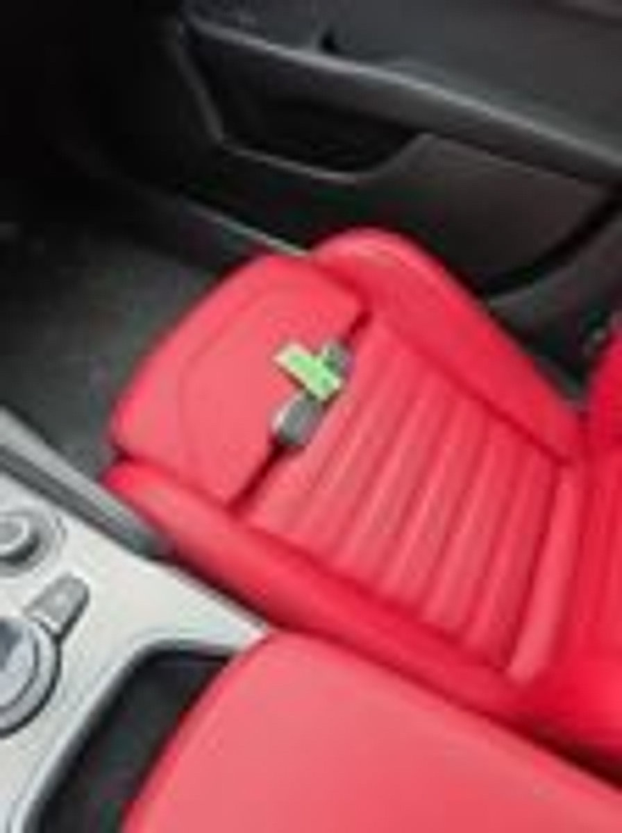 Used 2024 Alfa Romeo Giulia Veloce AWD/4WD image 12