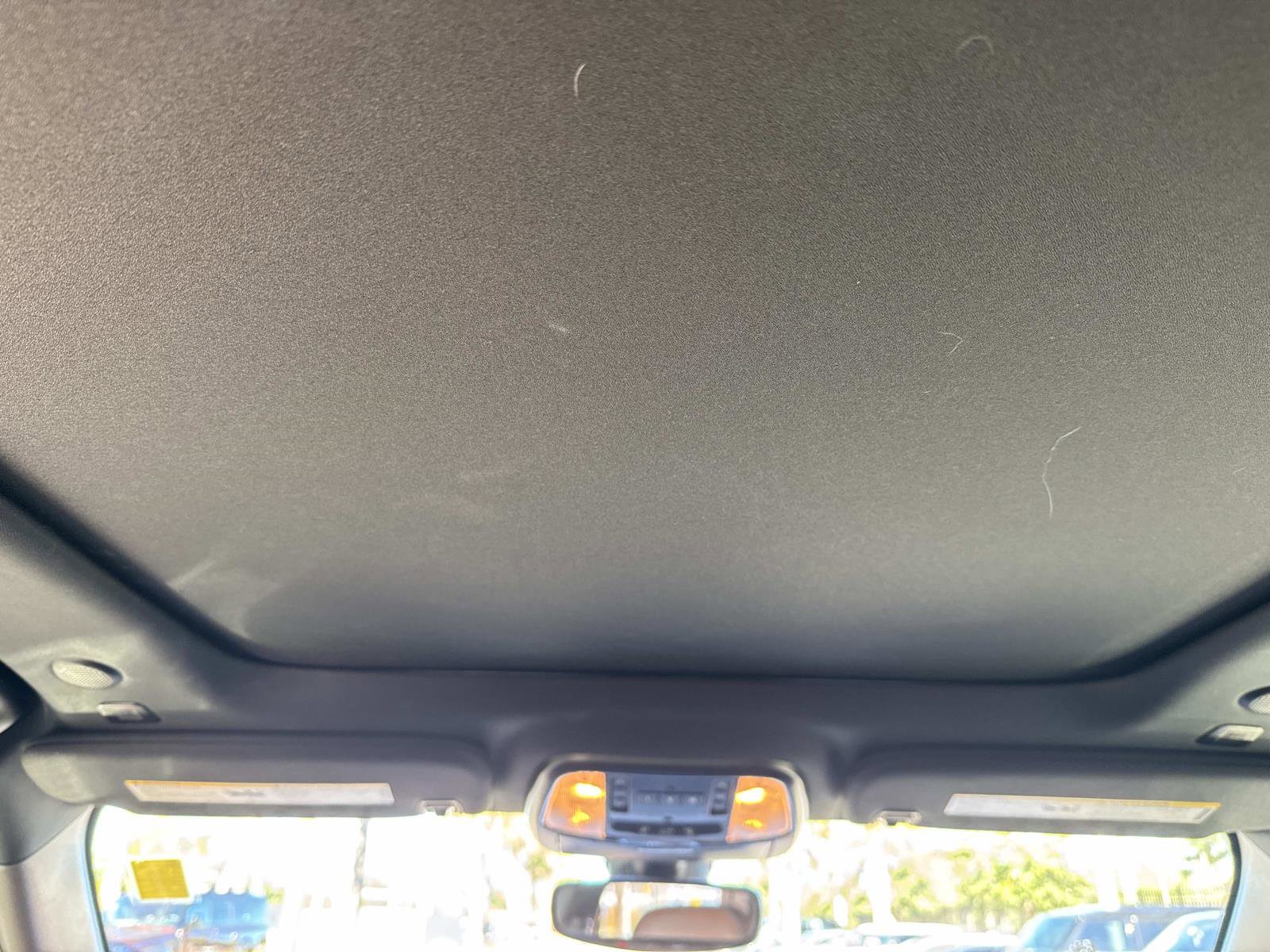 Used 2021 Jeep Grand Cherokee Overland w/ Trailer Tow Group IV image 18