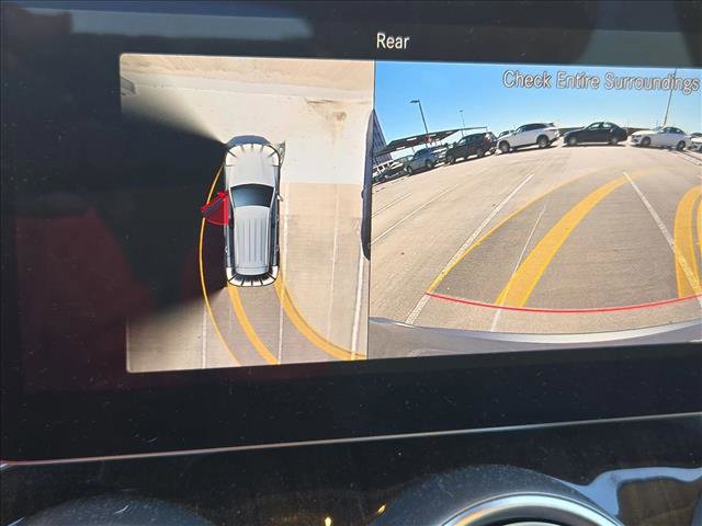 Used 2021 Mercedes-Benz GLC 300 4MATIC image 12