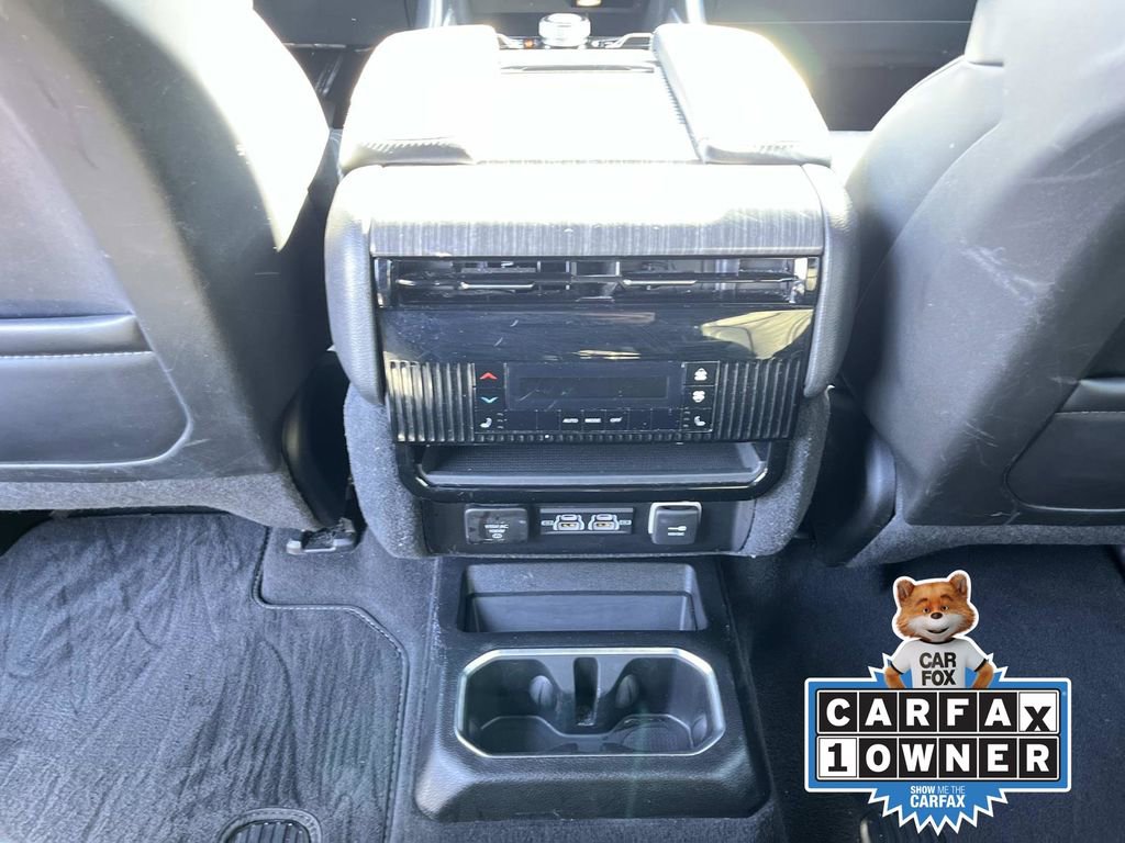 Used 2024 Jeep Wagoneer Series III image 16