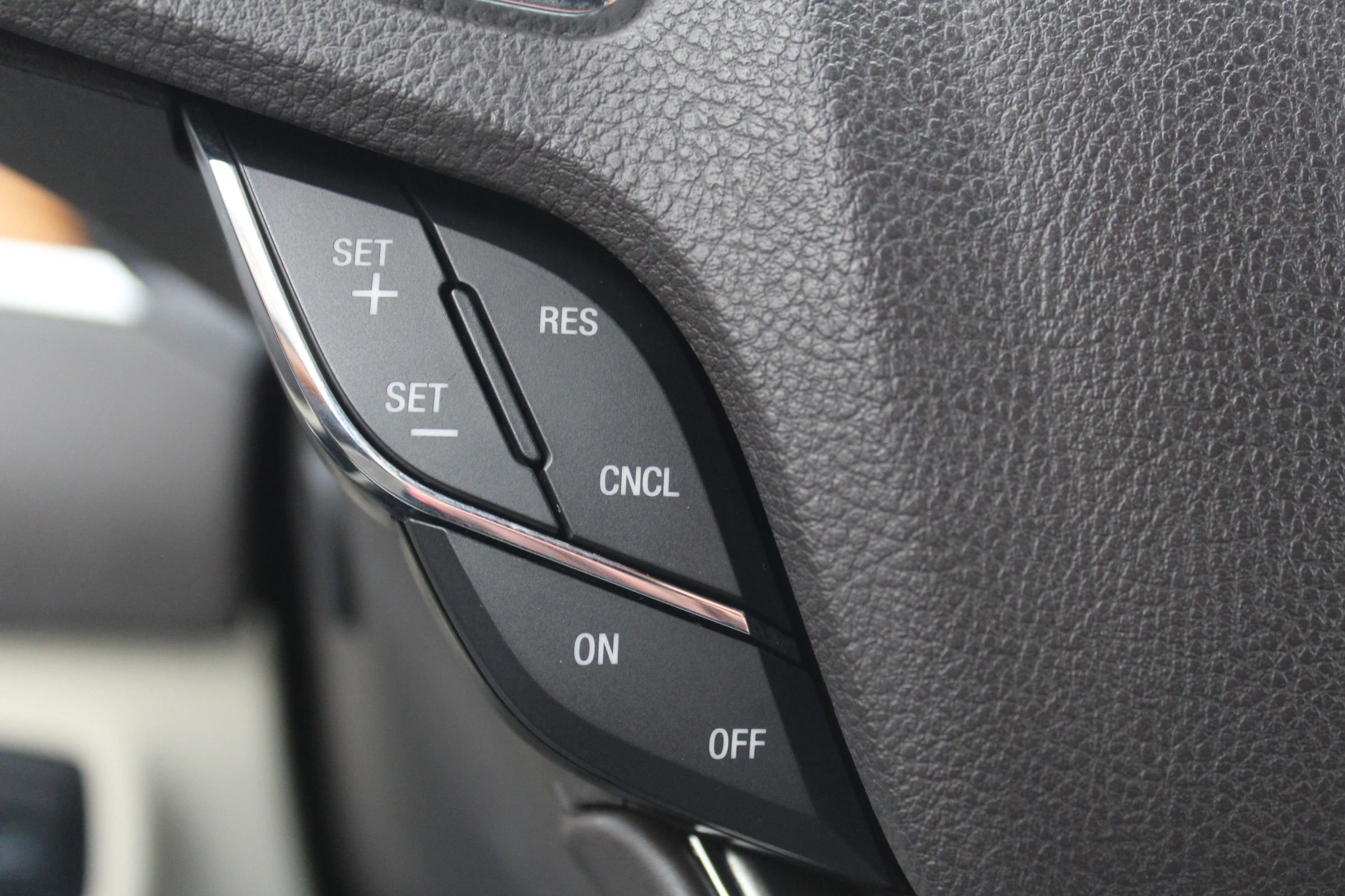 Used 2015 Lincoln MKC Sport Utility 4D w/ Equipment Group 102A Reserve image 28