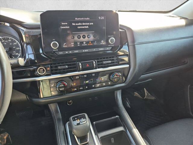 Used 2023 Nissan Pathfinder SV FWD image 15