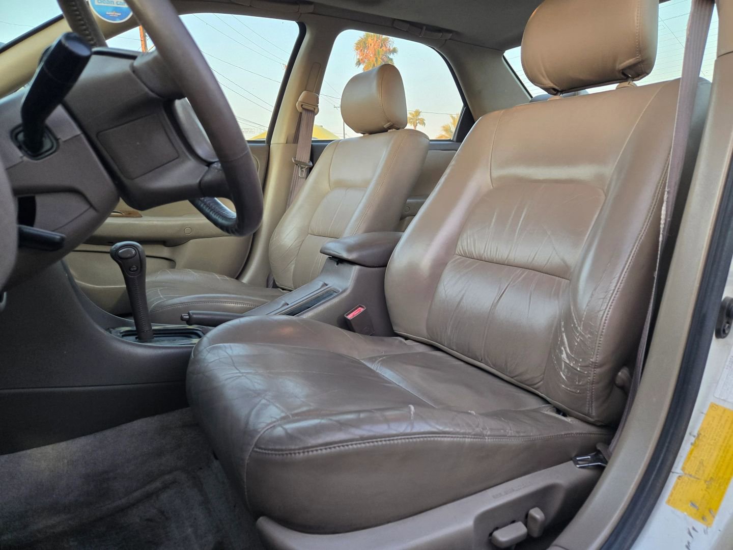 Used 1998 Toyota Camry XLE image 9