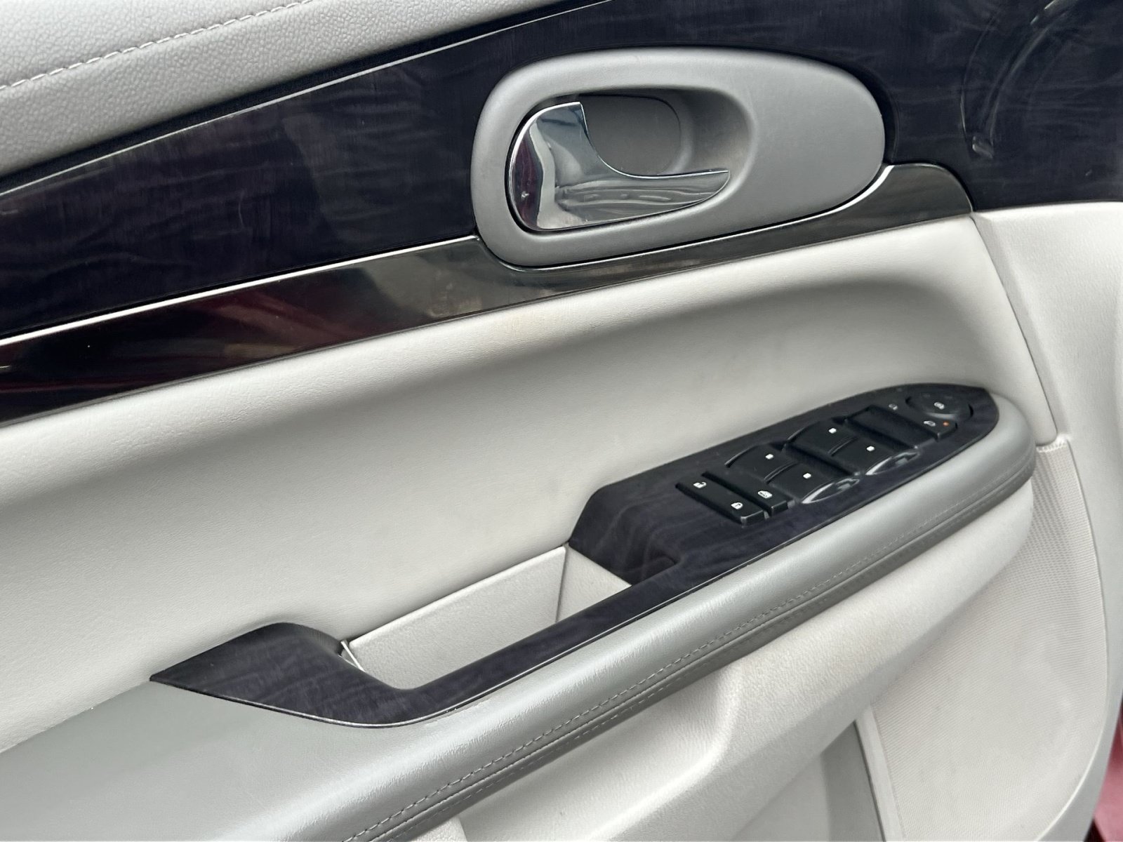 Used 2017 Buick Enclave Convenience FWD image 15