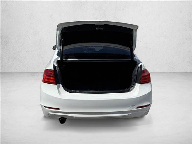Used 2015 BMW 320i xDrive Sedan AWD/4WD image 7