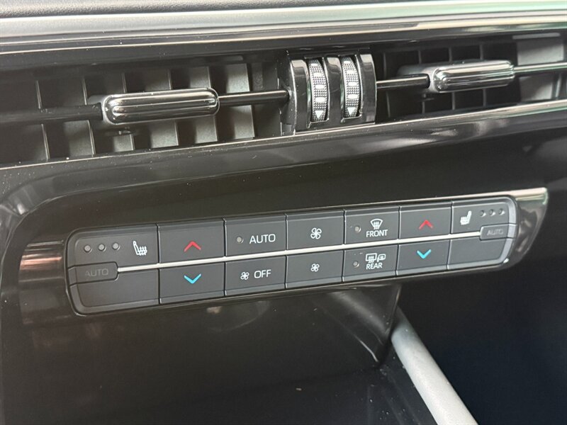 Used 2022 Toyota Mirai w/ Advanced Technology Package RWD image 34