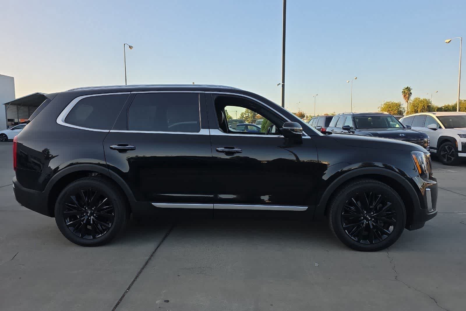 Used 2020 Kia Telluride SX w/ SX Prestige Package AWD/4WD image 9