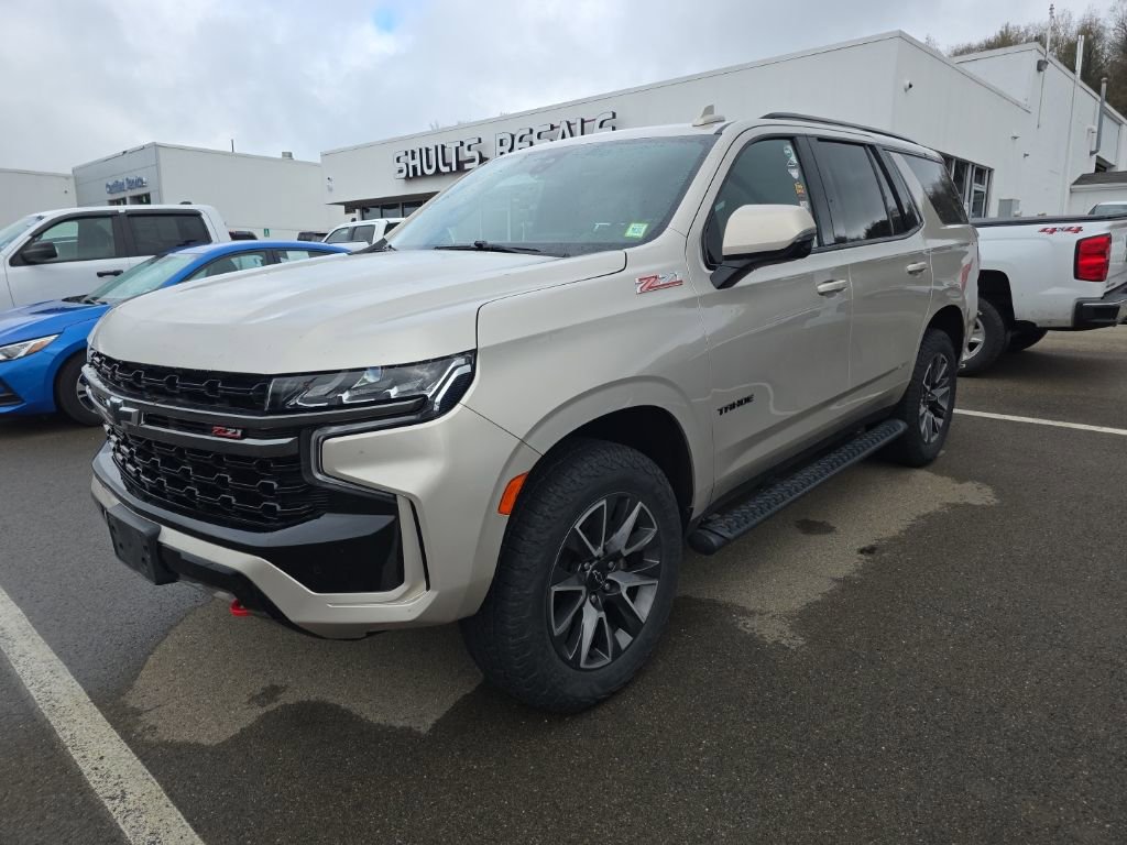 Used 2022 Chevrolet Tahoe Z71 w/ Luxury Package AWD/4WD image 8