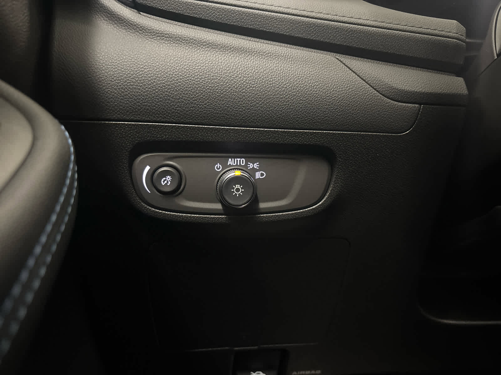 New 2026 Buick Encore GX Sport Touring w/ Advanced Technology Package image 21