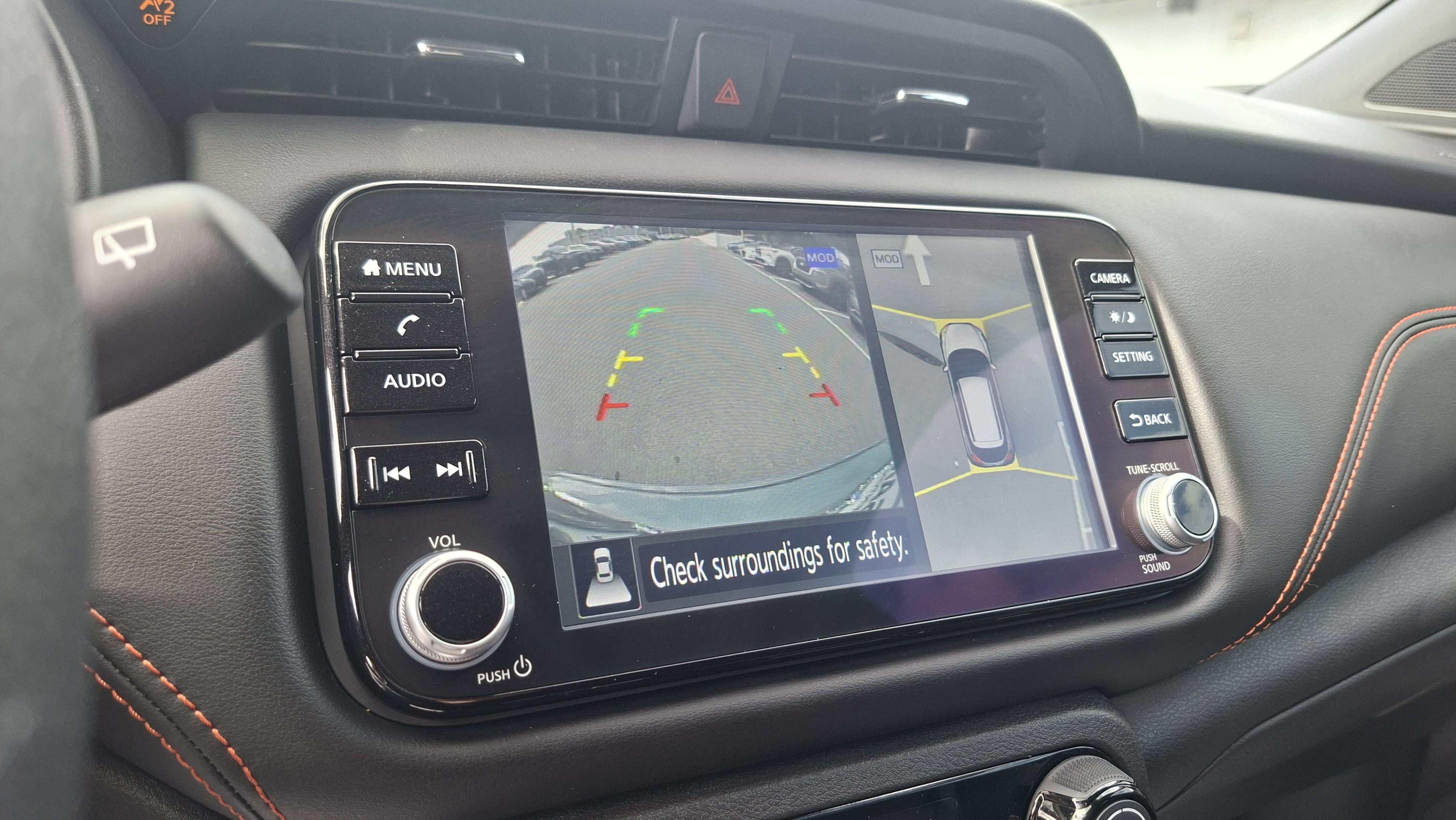 Certified 2024 Nissan Kicks SR FWD image 12