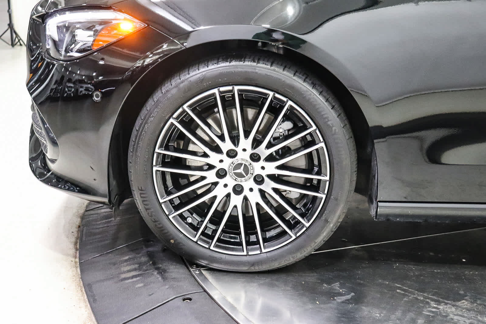 Certified 2024 Mercedes-Benz C 300 Sedan image 9