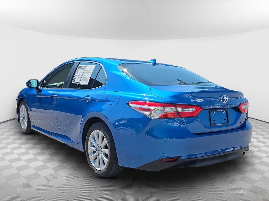 Used 2019 Toyota Camry LE FWD image 6