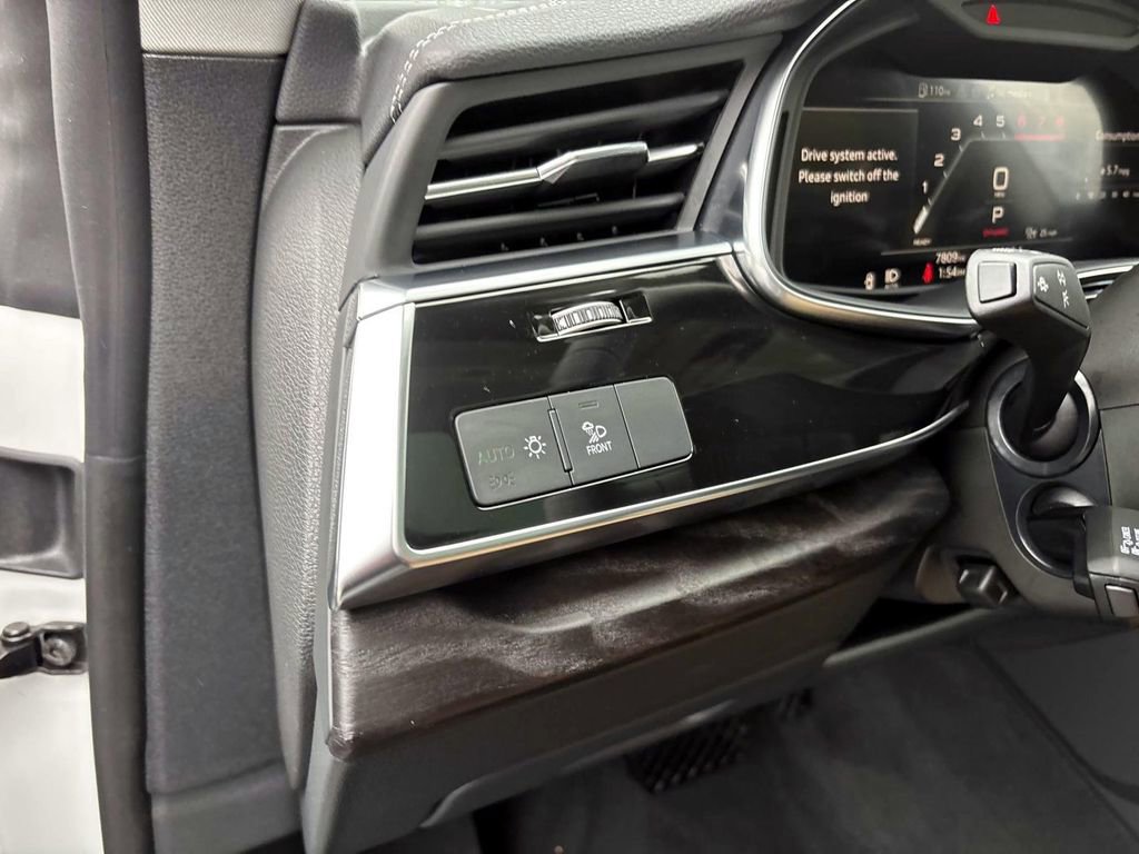 Certified 2025 Audi Q8 Premium Plus w/ Premium Plus Package image 15