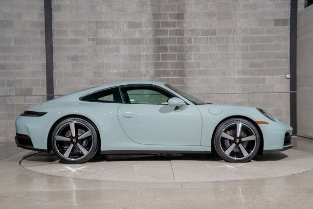 Used 2026 Porsche 911 Carrera image 2