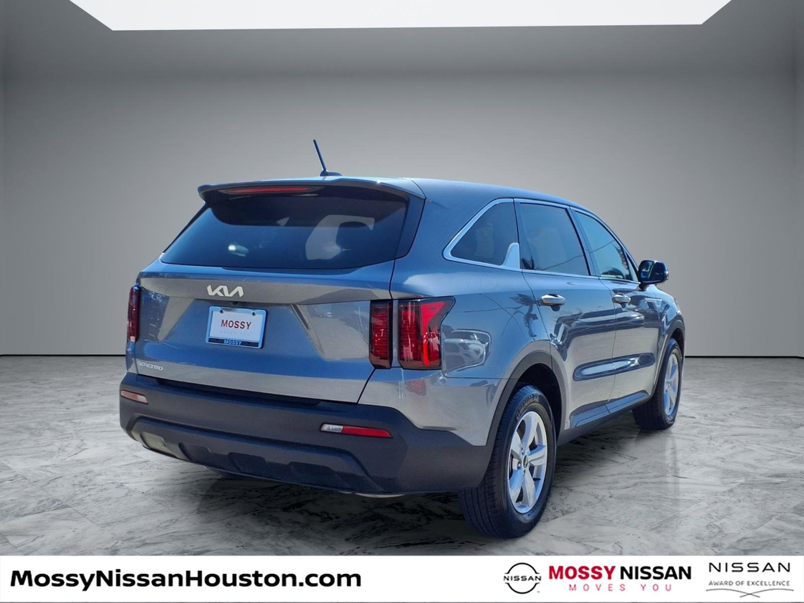 Used 2023 Kia Sorento LX image 7