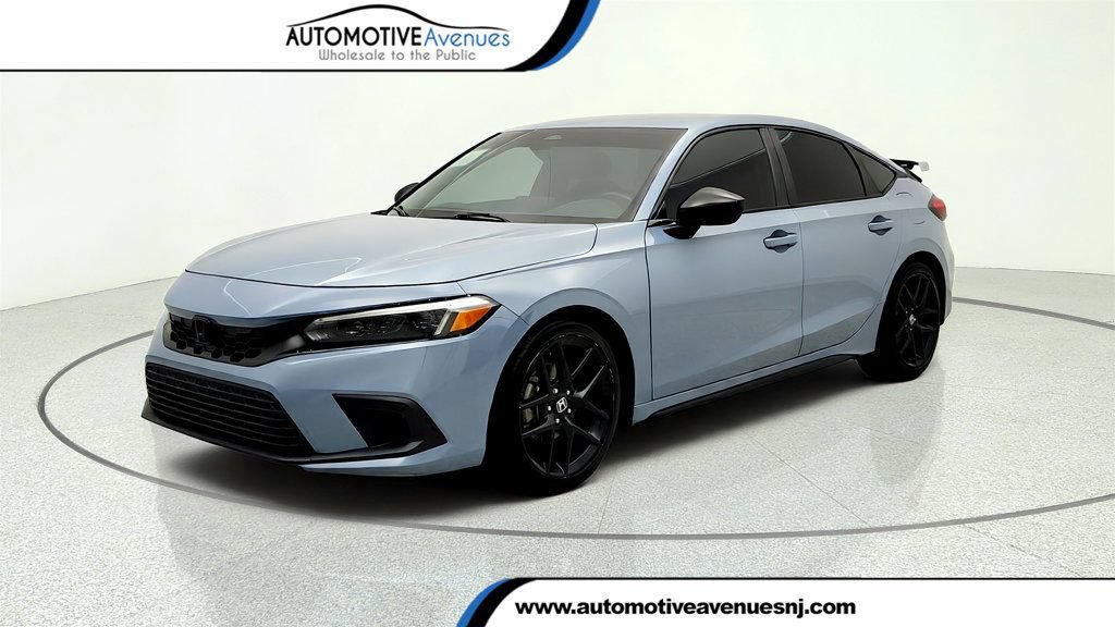 Used 2023 Honda Civic Sport image 1