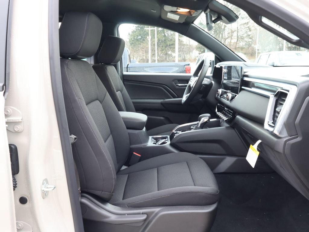 New 2026 GMC Canyon Elevation w/ Convenience Package image 35