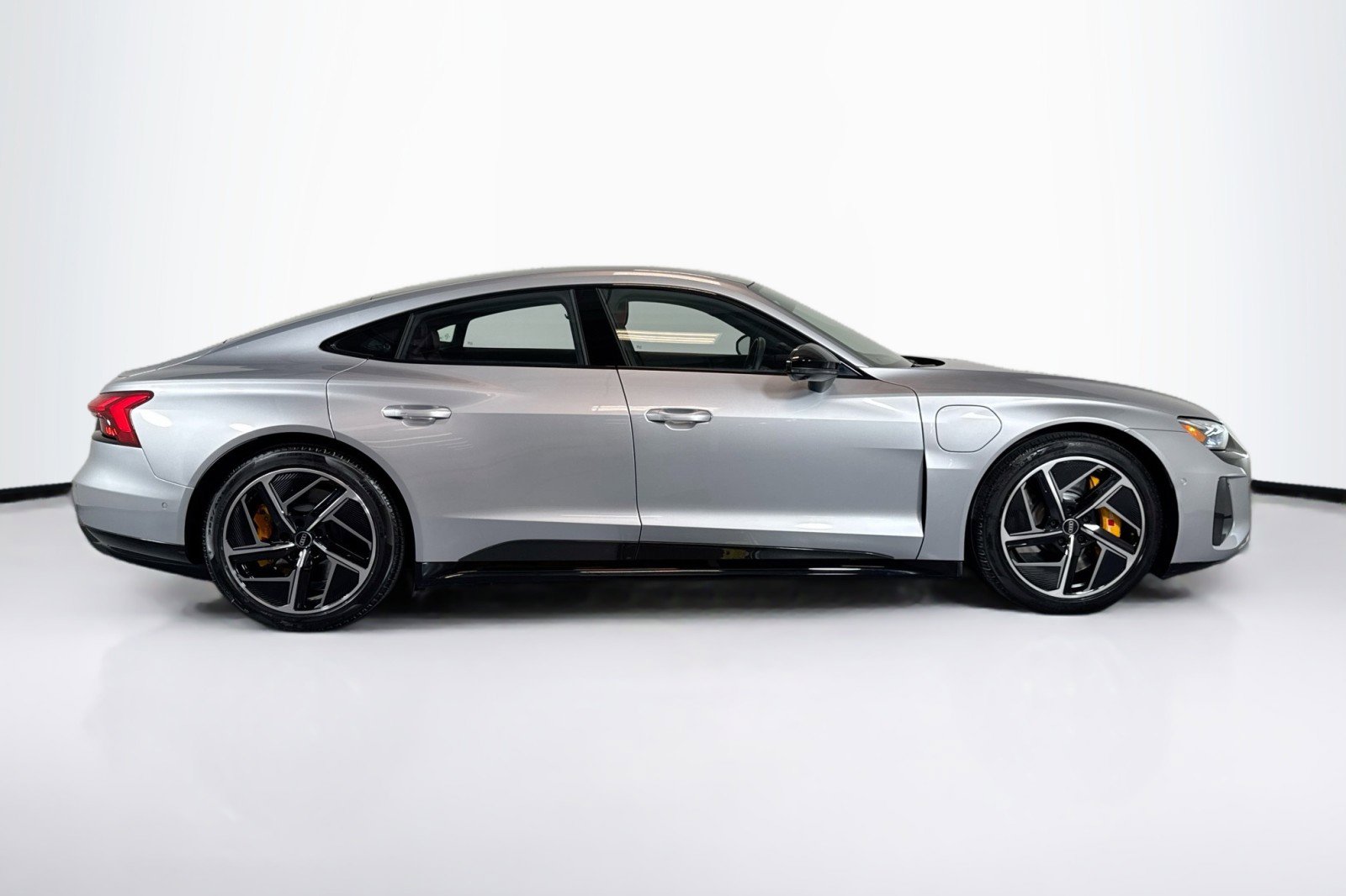 Used 2023 Audi RS e-tron GT w/ Carbon Performance Package image 4