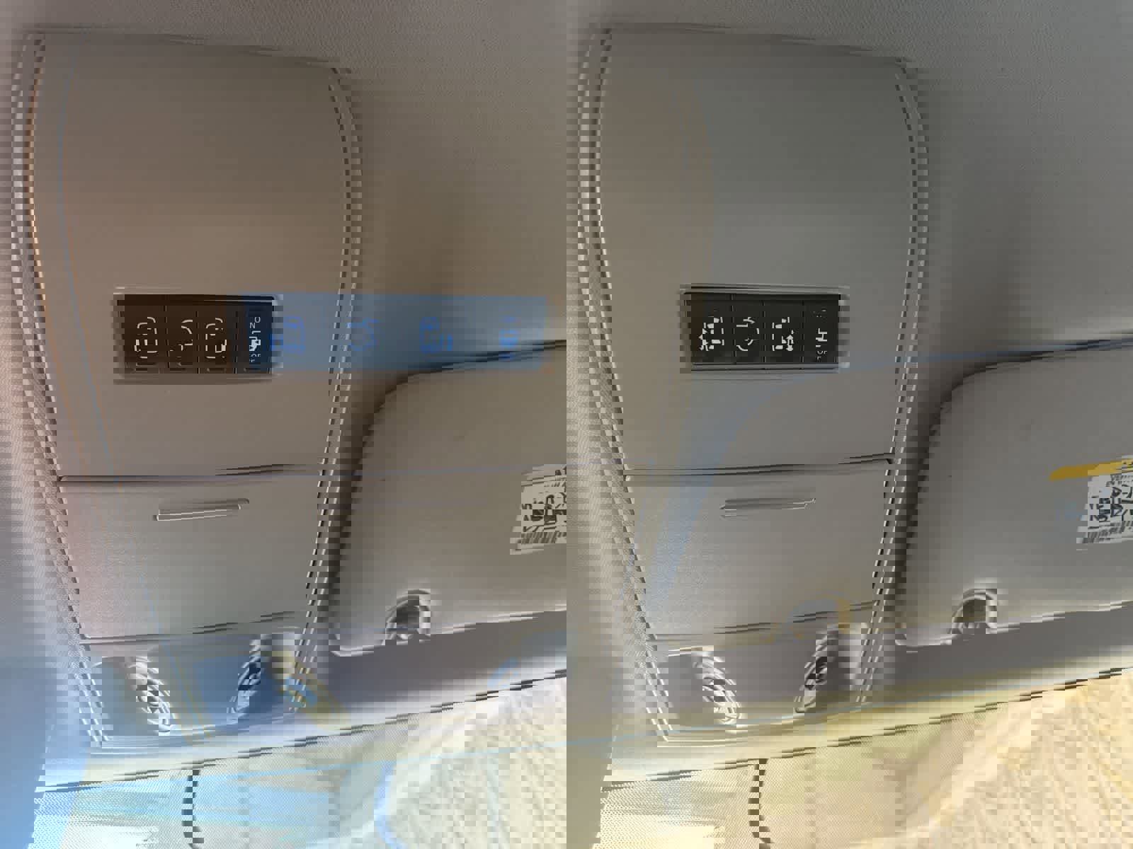 Used 2016 Chrysler Town & Country Touring w/ Driver Convenience Group FWD image 23