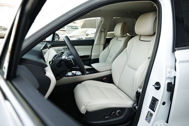 Certified 2026 Genesis GV70 2.5T image 20