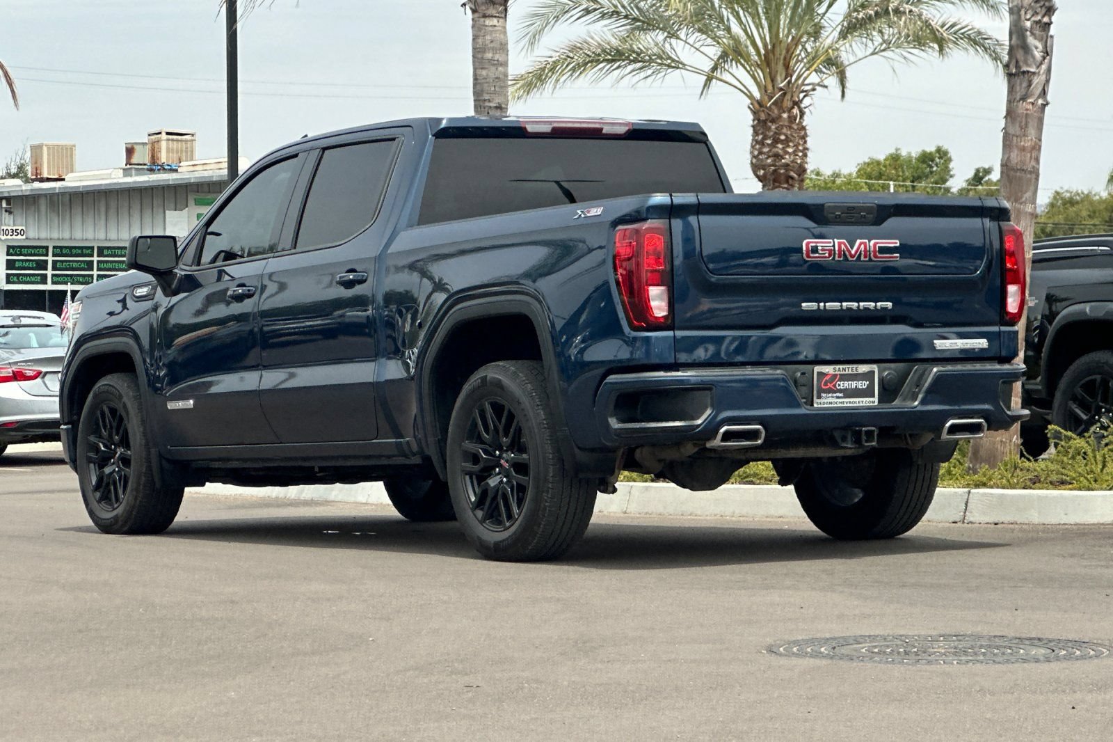 Used 2021 GMC Sierra 1500 Elevation w/ X31 Off-Road Package AWD/4WD image 6