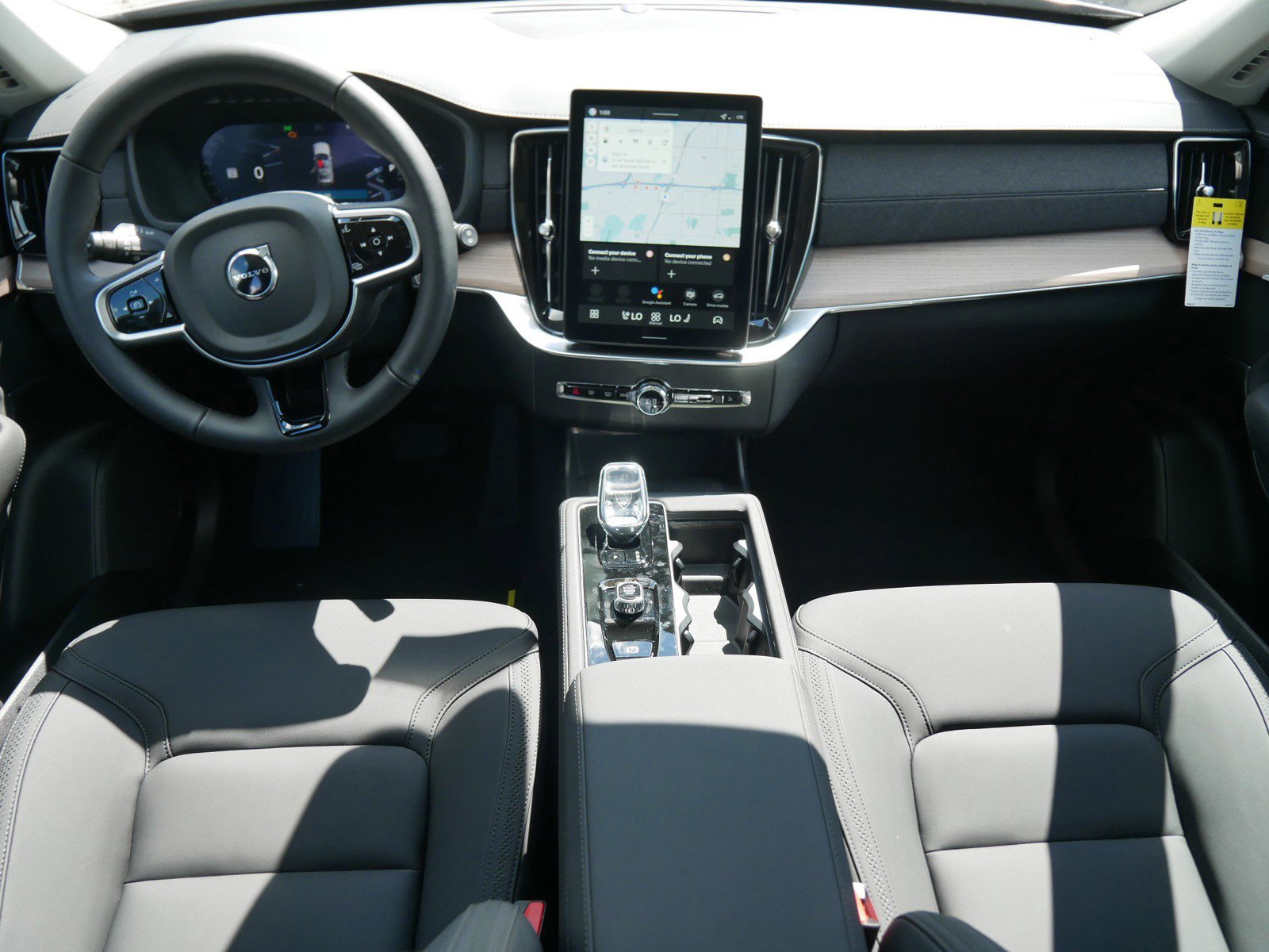 New 2026 Volvo XC90 T8 Plus image 7