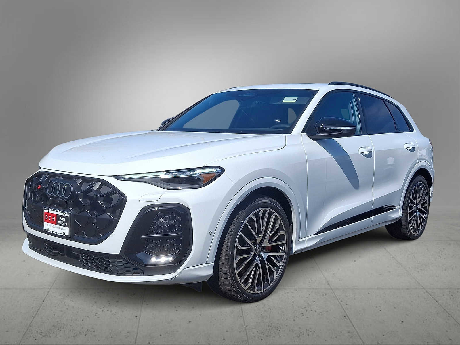 New 2025 Audi SQ5 Prestige image 1