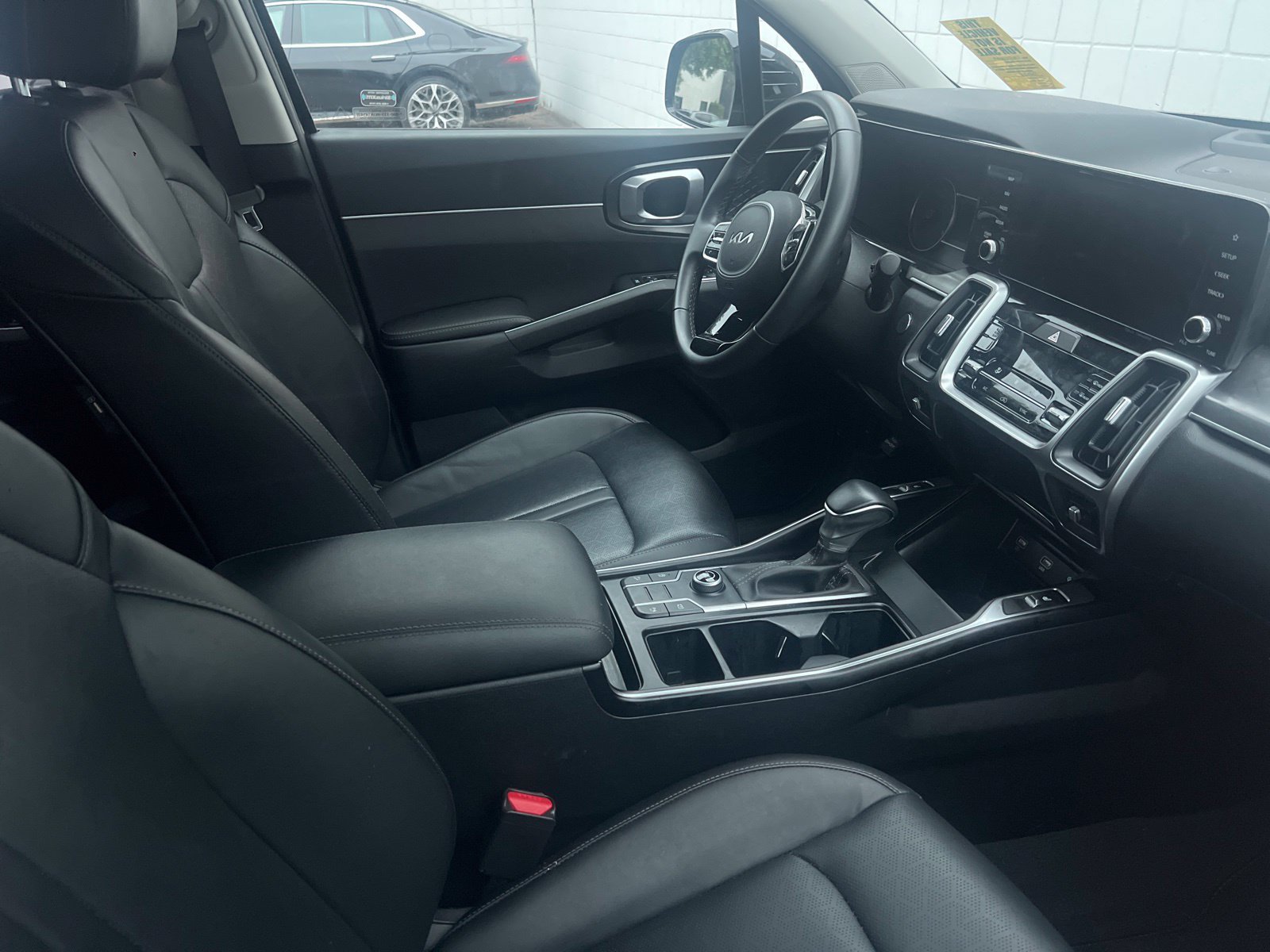 Used 2023 Kia Sorento S w/ Panoramic Sunroof Package FWD image 15