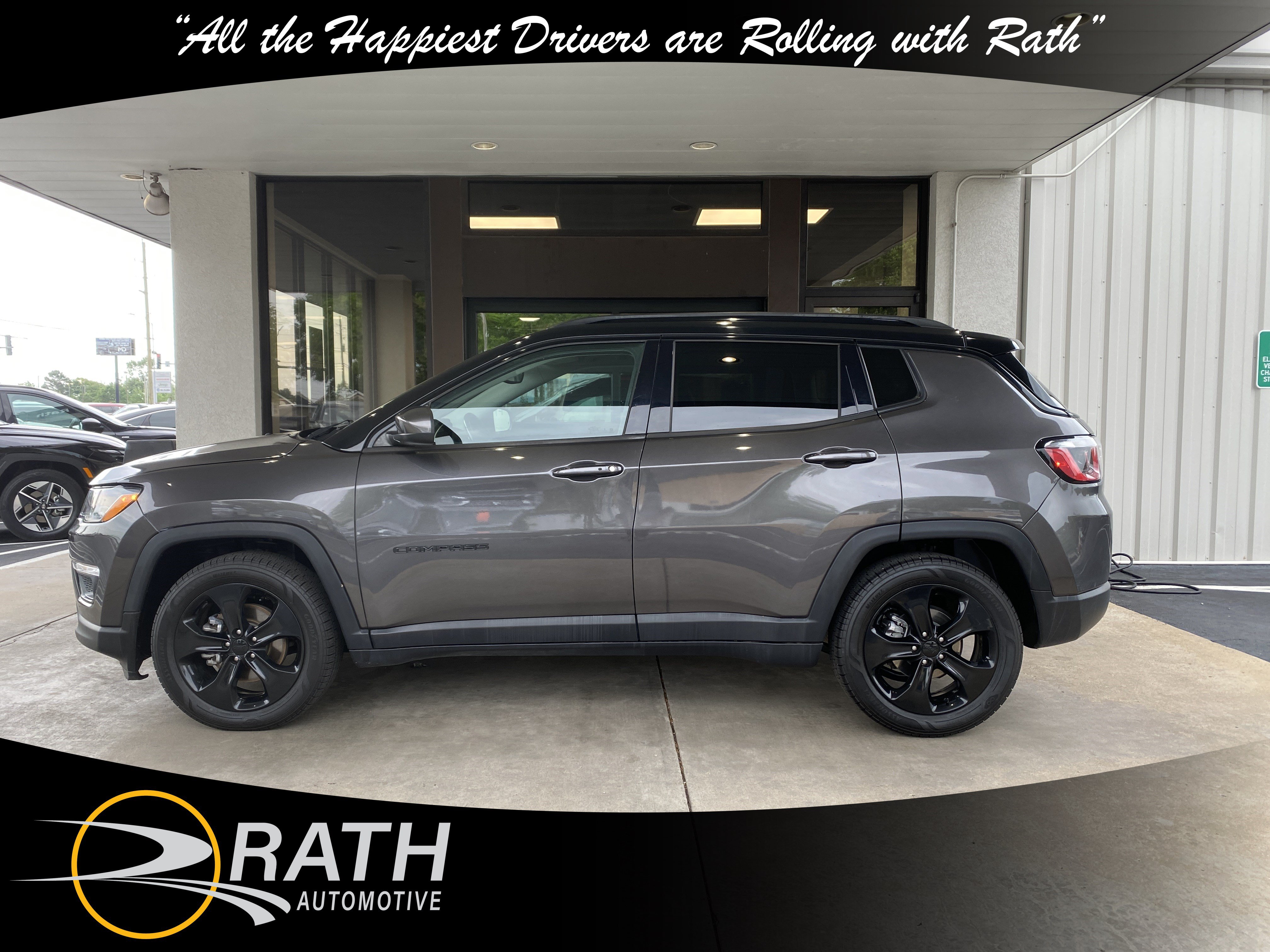 Used 2019 Jeep Compass Latitude FWD image 9